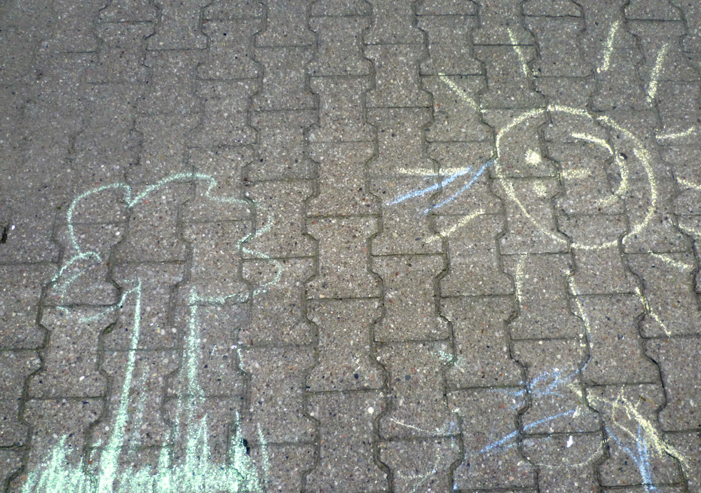 Bild: Kreidezeichnung auf der Strasse